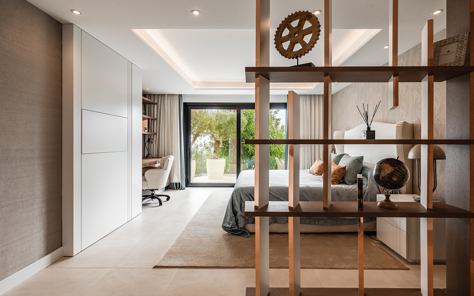 ELEGANTE VILLA TOTALMENTE REFORMADA CON CASA DE INVITADOS Y VISTAS PANORÁMICAS EN EL MADROÑAL - MALAGA — imagen 15
