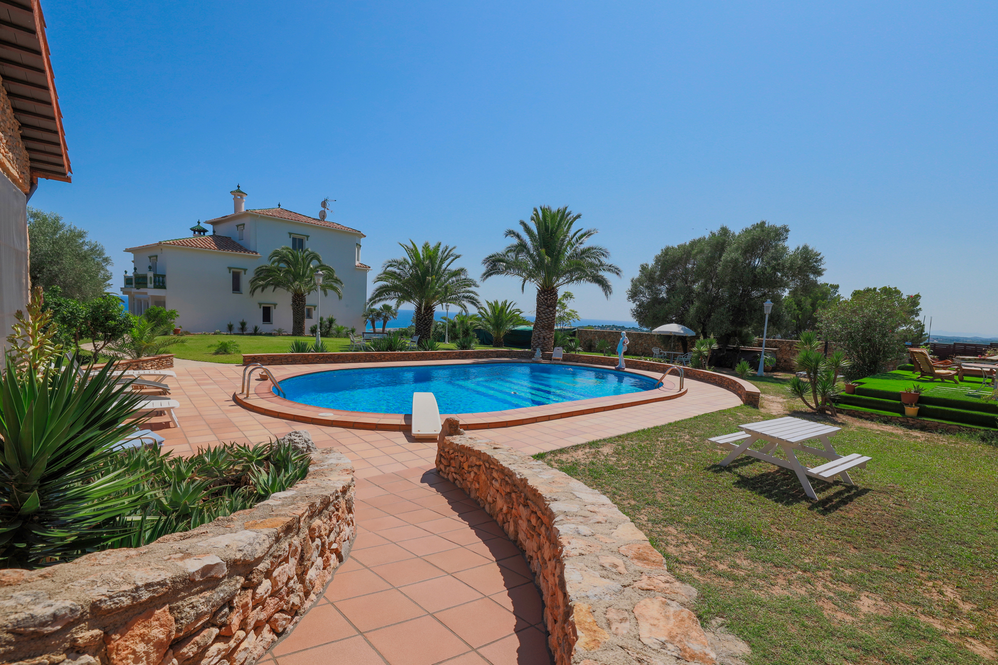 Villa Exclusiva con Vistas Panorámicas en Tarragona — imagen 8