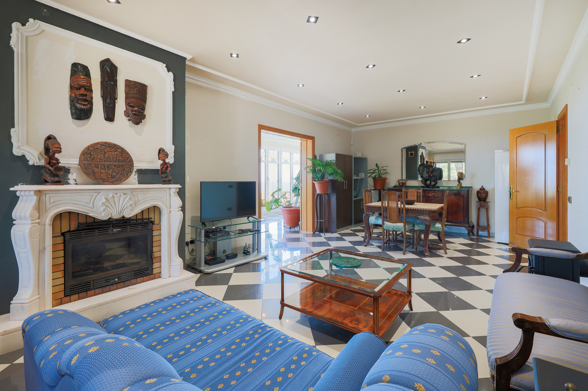 Villa Exclusiva con Vistas Panorámicas en Tarragona — imagen 13