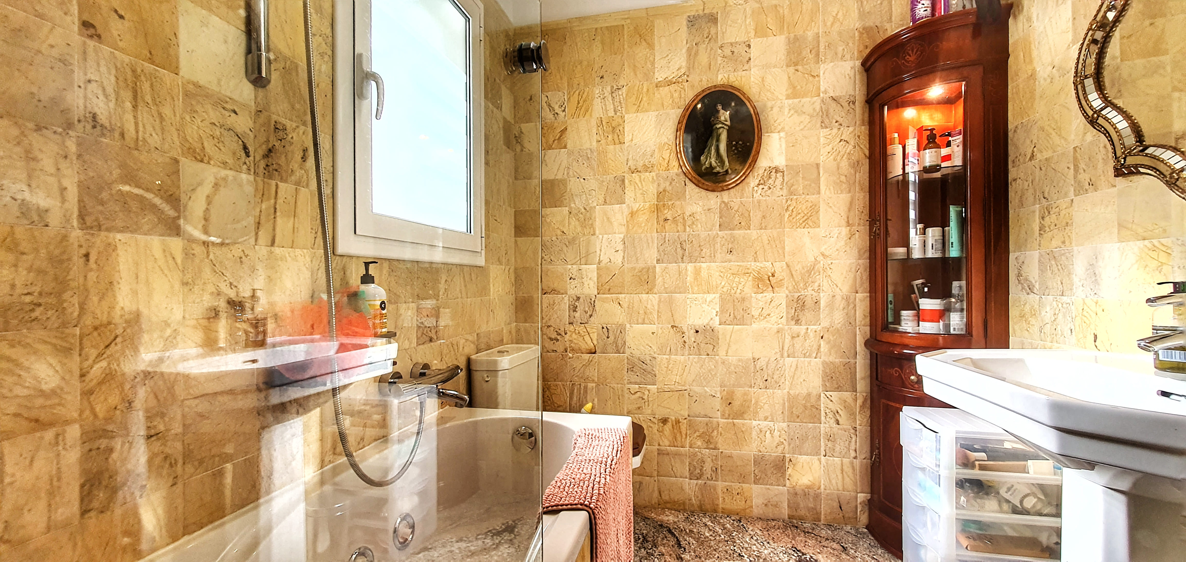 Exclusiva Villa de Estilo Inglés con Piscina Privada y Vistas al Mar - Barcelona — imagen 27