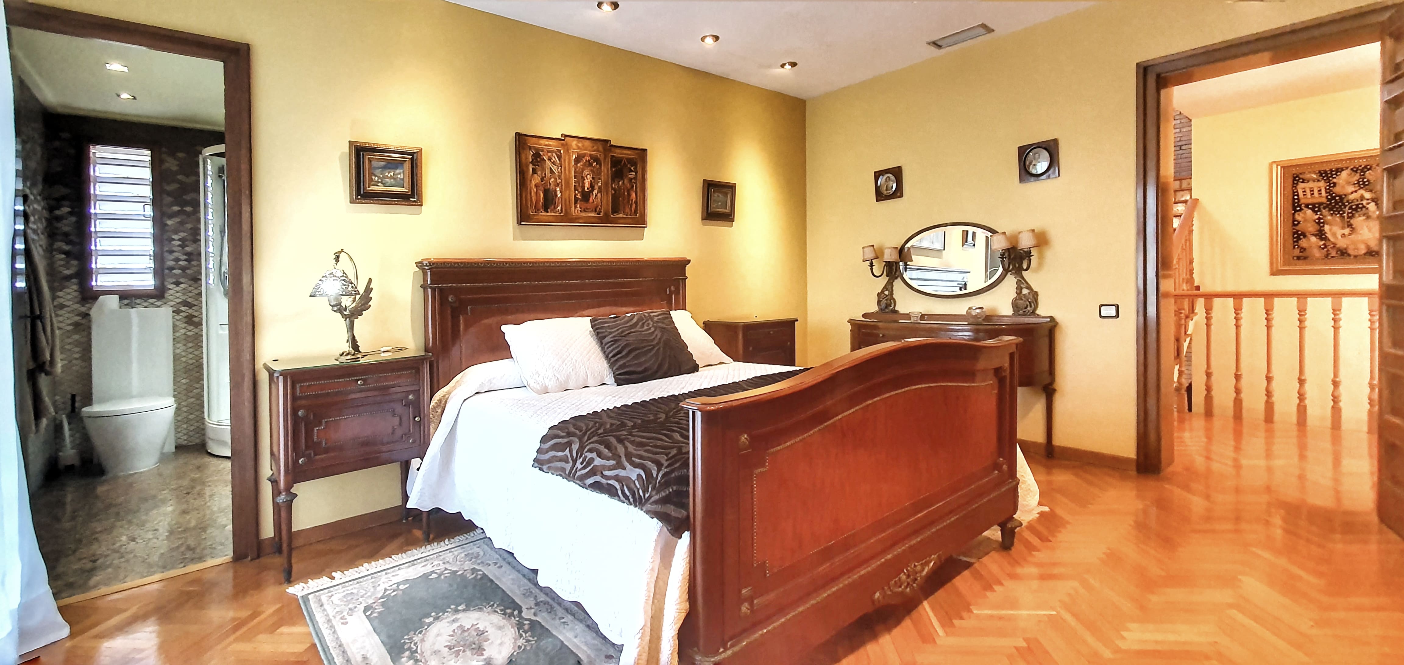 Exclusiva Villa de Estilo Inglés con Piscina Privada y Vistas al Mar - Barcelona — imagen 39