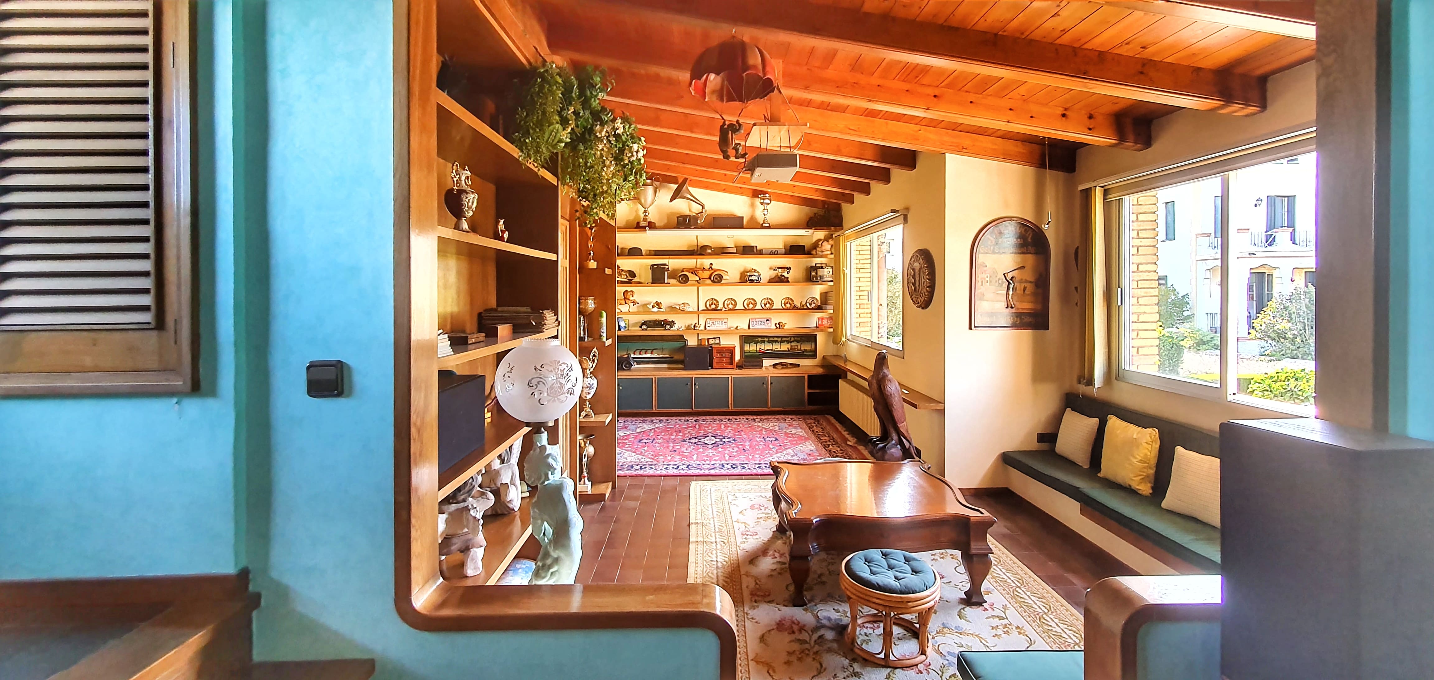 Exclusiva Villa de Estilo Inglés con Piscina Privada y Vistas al Mar - Barcelona — imagen 47