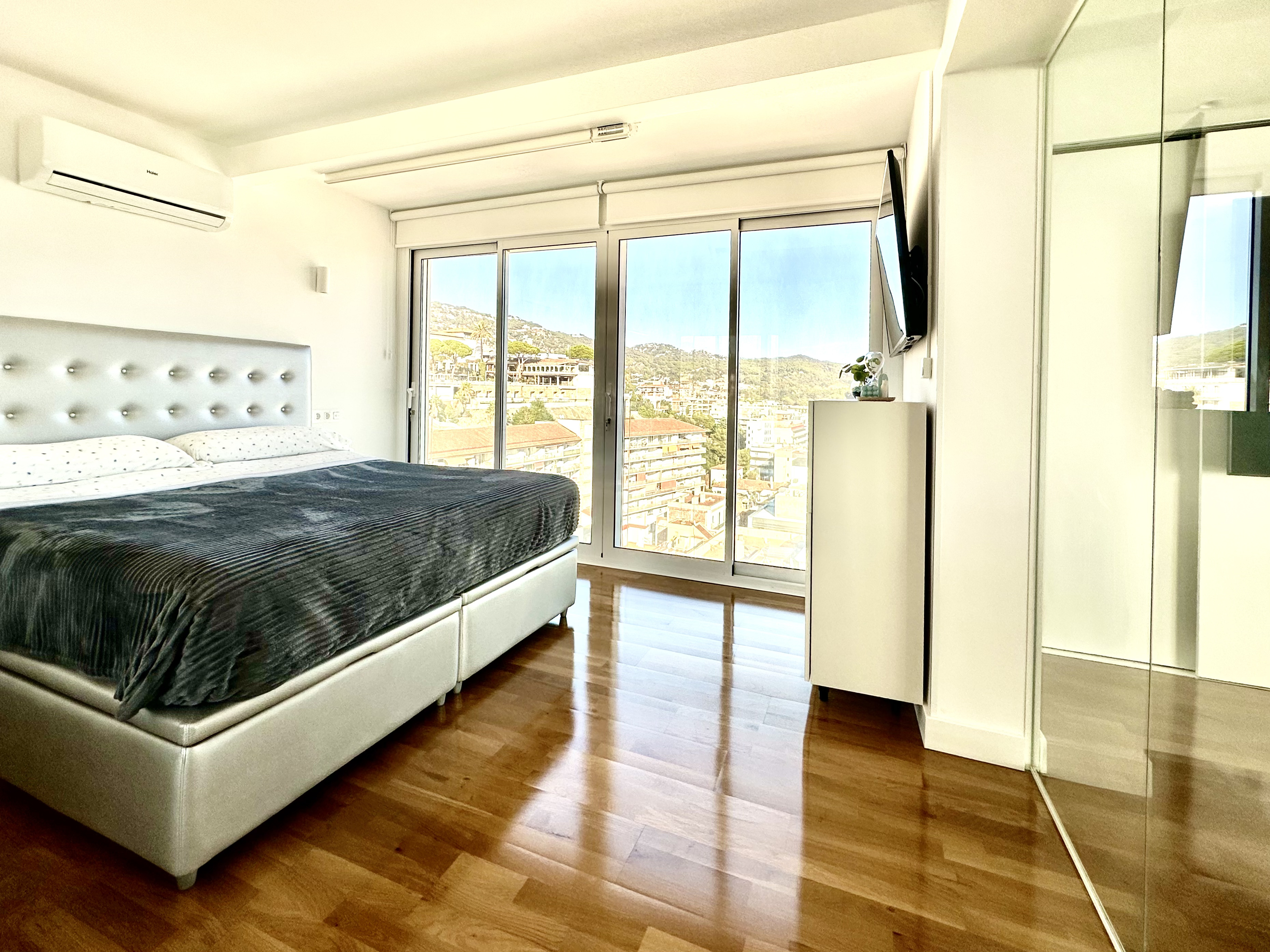 Primera línea de mar | Vistas panorámicas en Lloret de Mar — imagen 24