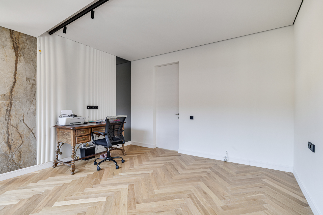Villa de Vanguardia en Sant Just Desvern: Tecnología, Privacidad y Diseño — imagen 28