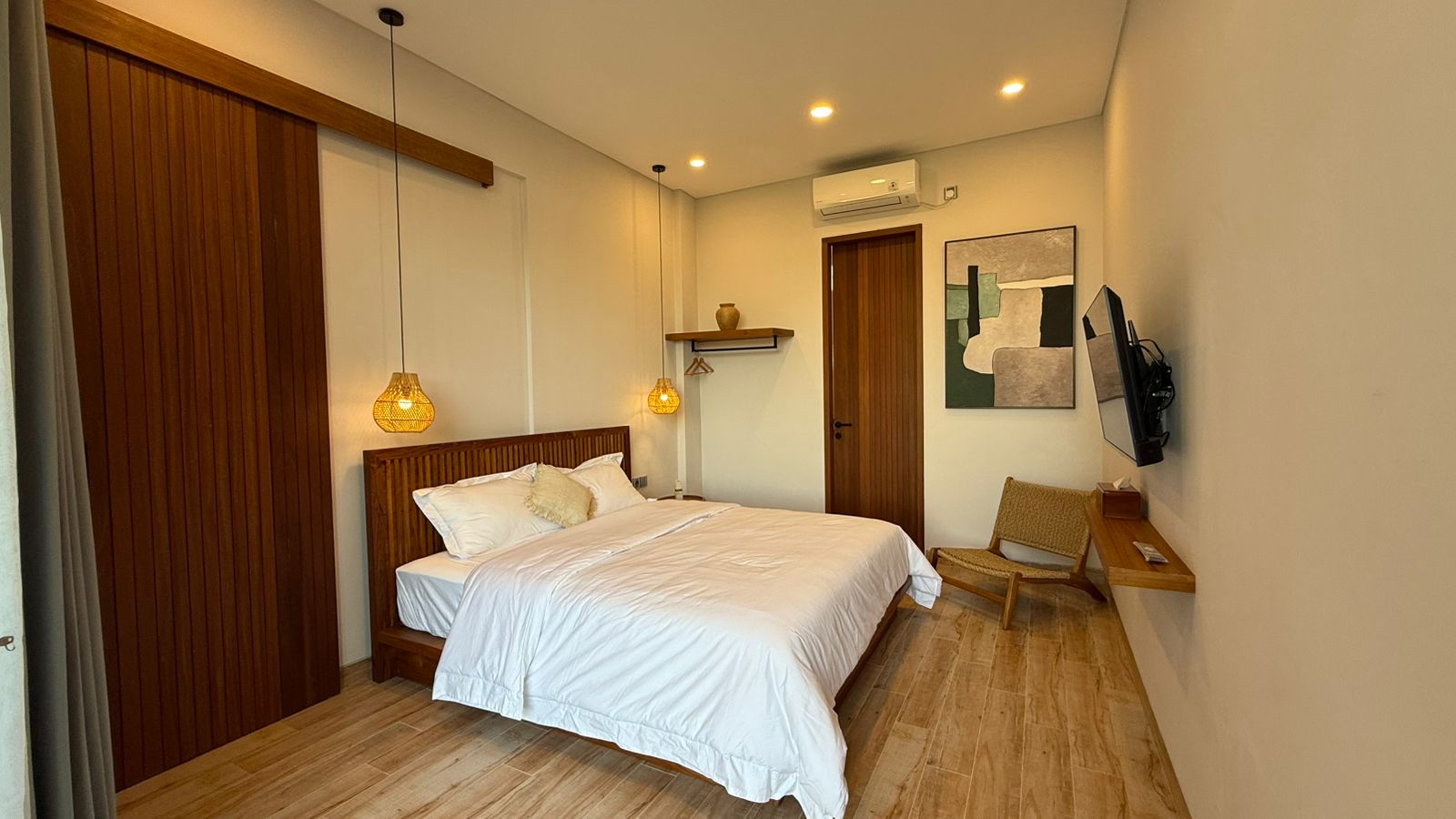 Villa moderna de 3 dormitorios a estrenar con vistas a los arrozales – Canggu, Bali — imagen 12