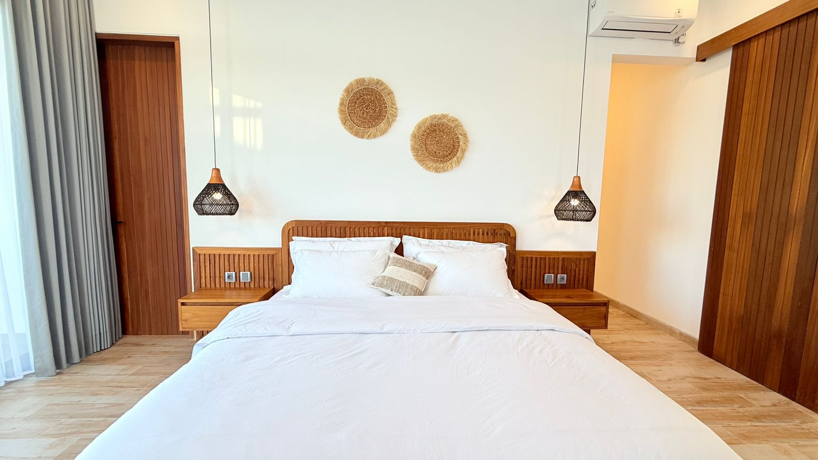 Villa moderna de 3 dormitorios a estrenar con vistas a los arrozales – Canggu, Bali — imagen 15