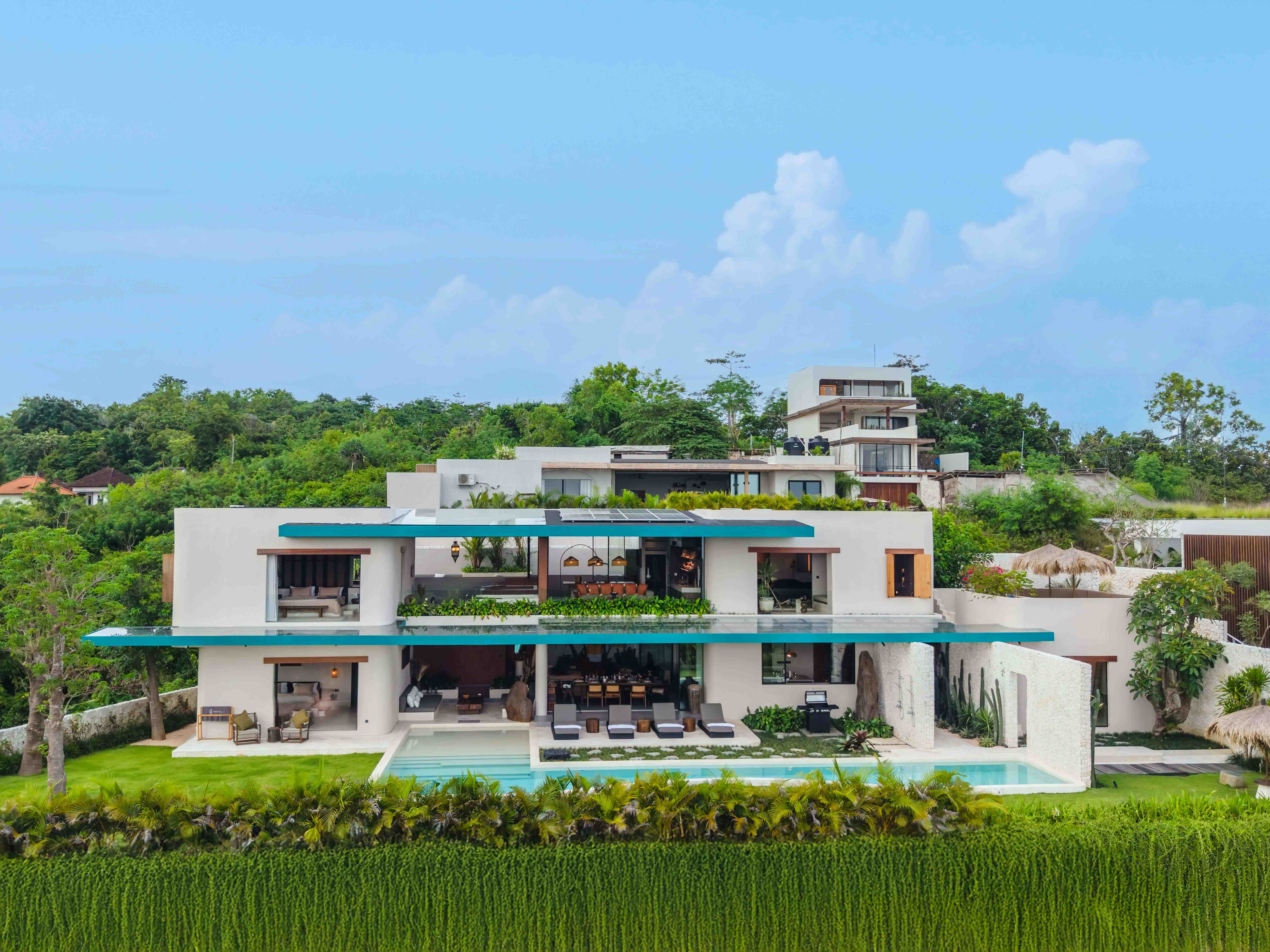 OBRA MAESTRA DE LA ARQUITECTURA MODERNA EN ULUWATU — imagen 3