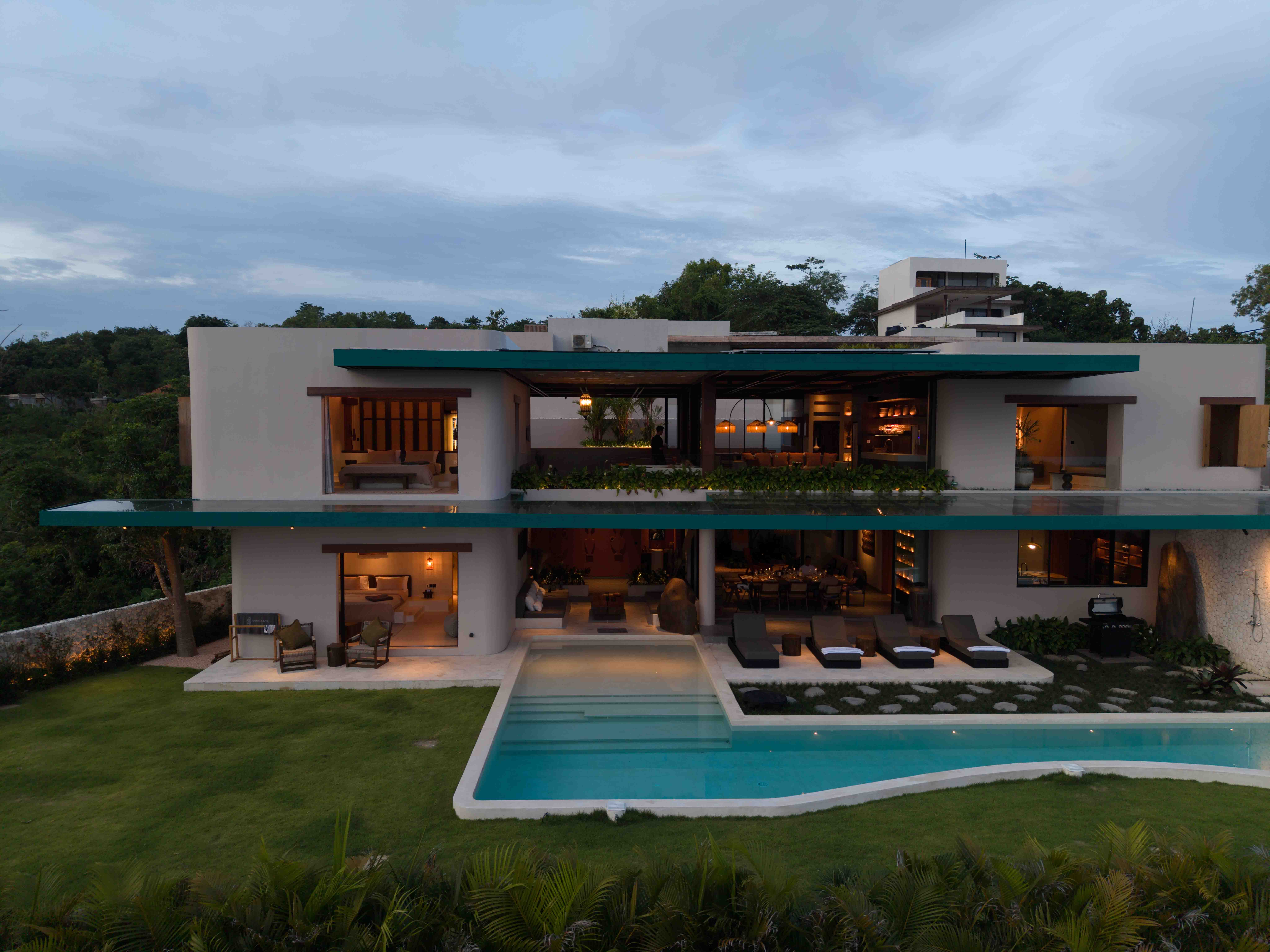 OBRA MAESTRA DE LA ARQUITECTURA MODERNA EN ULUWATU — imagen 10