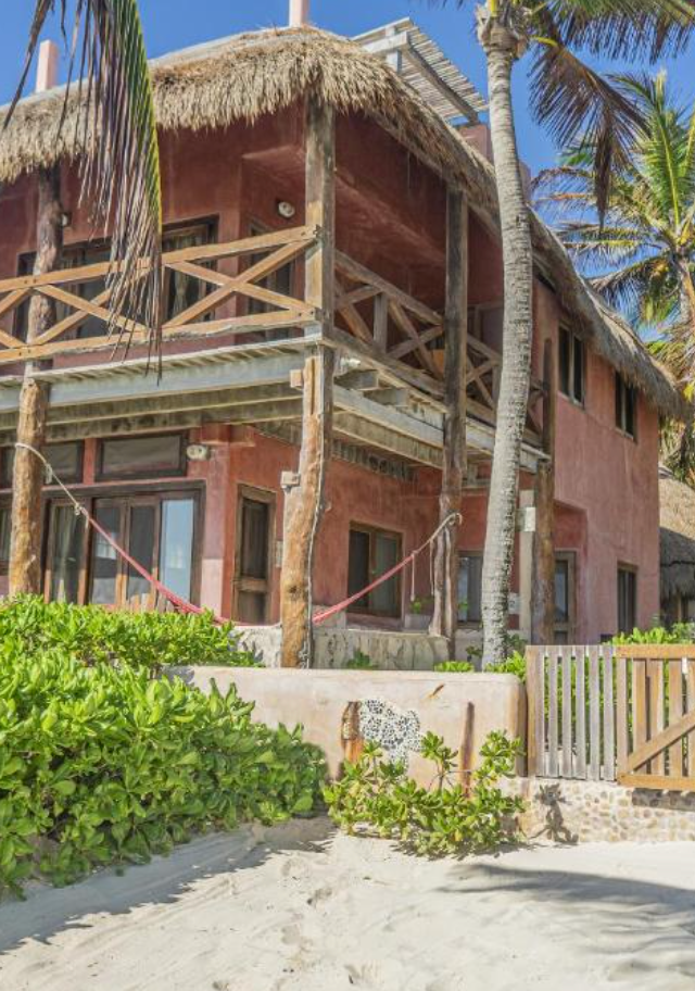 HOTEL FRENTE AL MAR EN TULUM