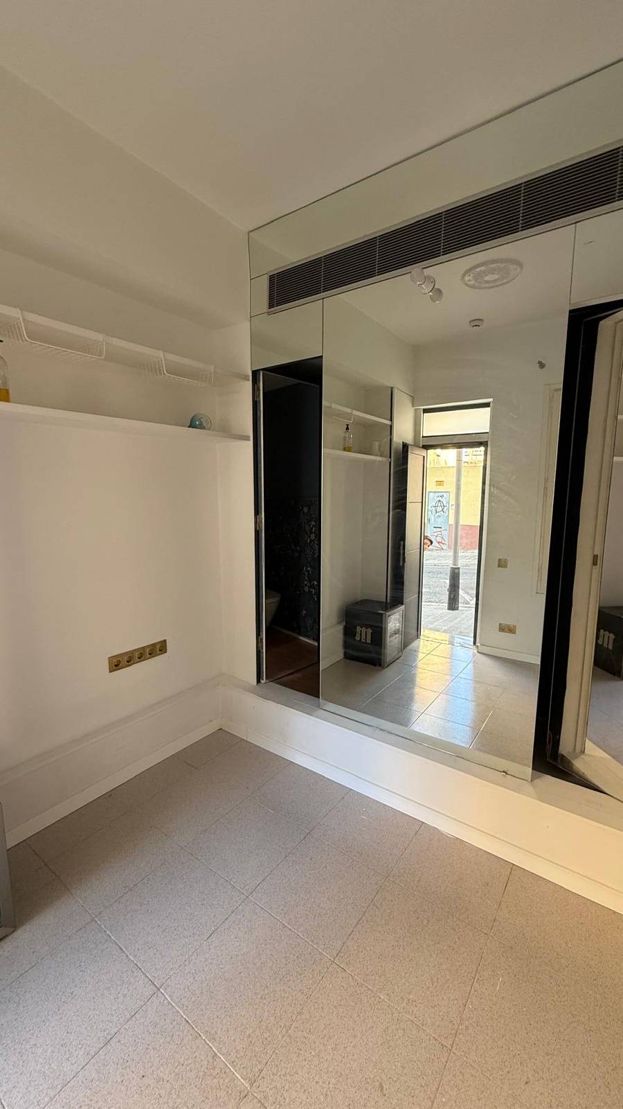 Local / estudio — imagen 2
