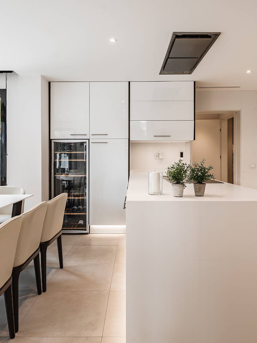 ELEGANTE VILLA TOTALMENTE REFORMADA CON CASA DE INVITADOS Y VISTAS PANORÁMICAS EN EL MADROÑAL - MALAGA — imagen 18