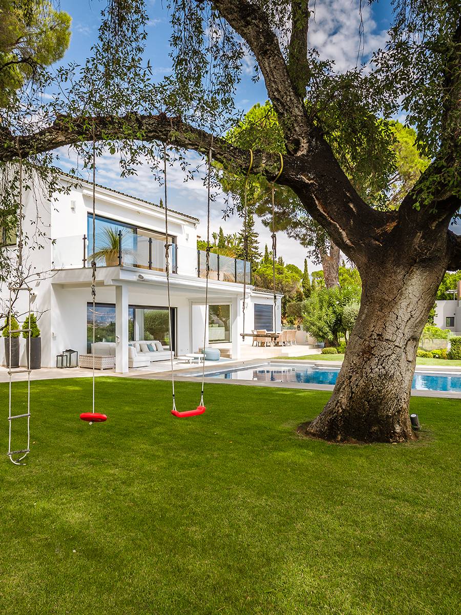 ELEGANTE VILLA TOTALMENTE REFORMADA CON CASA DE INVITADOS Y VISTAS PANORÁMICAS EN EL MADROÑAL - MALAGA — imagen 29