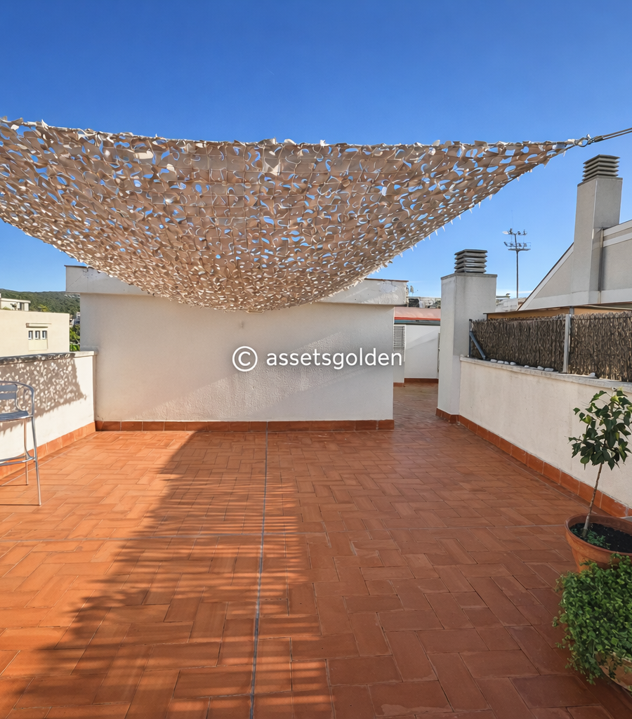 ATICO DUPLEX DE LUJO CON TERRAZA PRIVADA EN SITGES — imagen 13