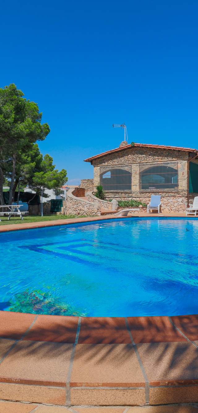 Villa Exclusiva con Vistas Panorámicas en Tarragona — imagen 4