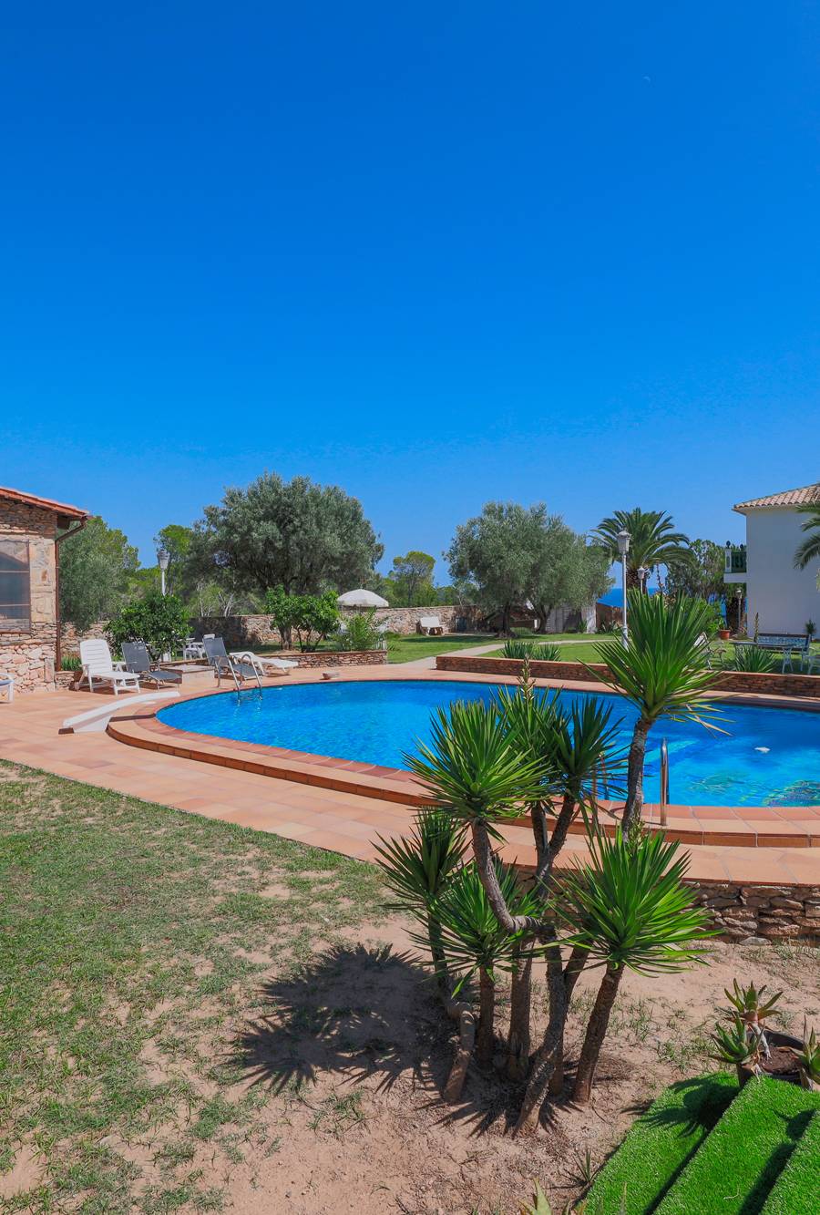 Villa Exclusiva con Vistas Panorámicas en Tarragona — imagen 6