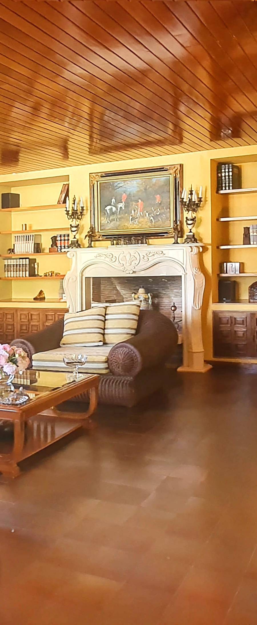 Exclusiva Villa de Estilo Inglés con Piscina Privada y Vistas al Mar - Barcelona — imagen 14