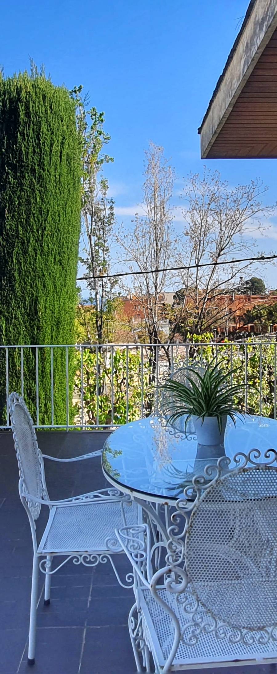 Exclusiva Villa de Estilo Inglés con Piscina Privada y Vistas al Mar - Barcelona — imagen 35