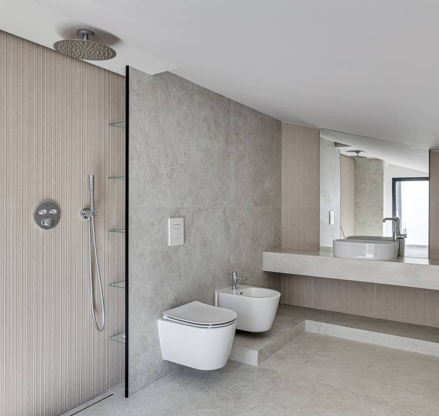 Villa de Vanguardia en Sant Just Desvern: Tecnología, Privacidad y Diseño — imagen 10