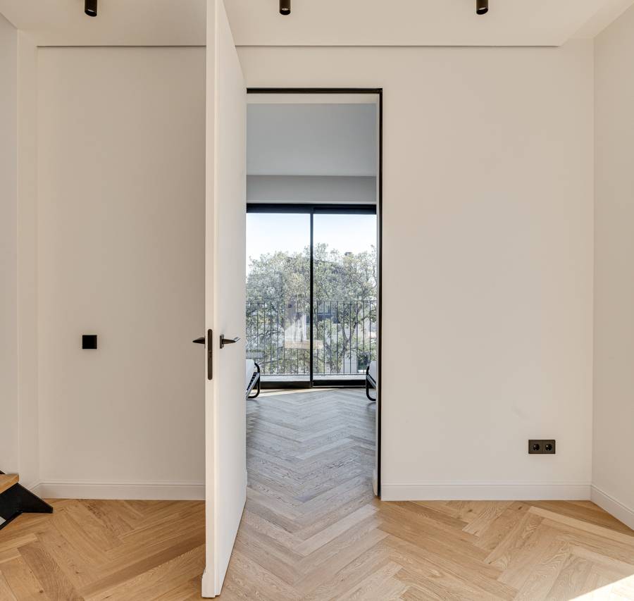 Villa de Vanguardia en Sant Just Desvern: Tecnología, Privacidad y Diseño — imagen 17